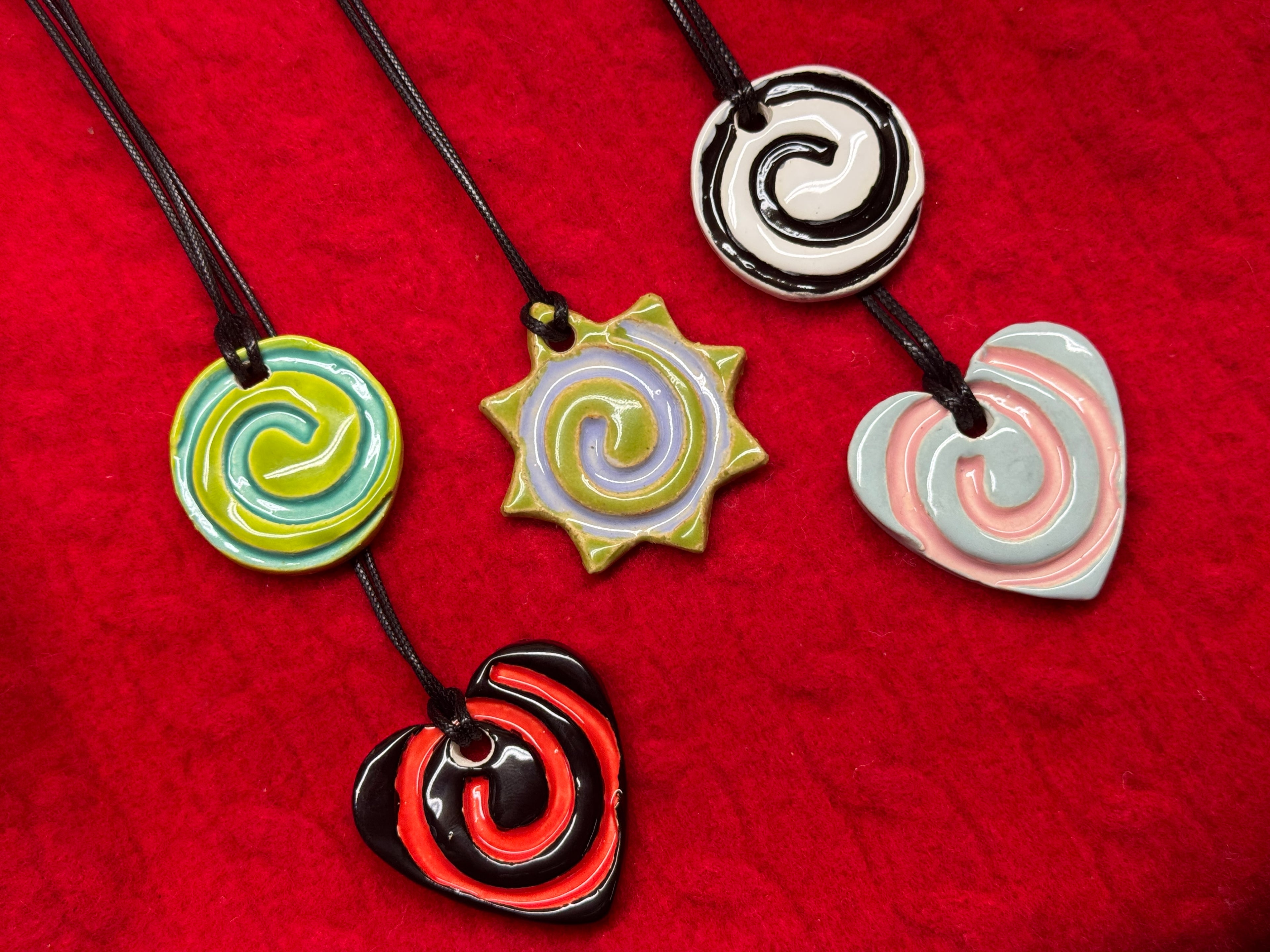 spiral necklace - red & black heart