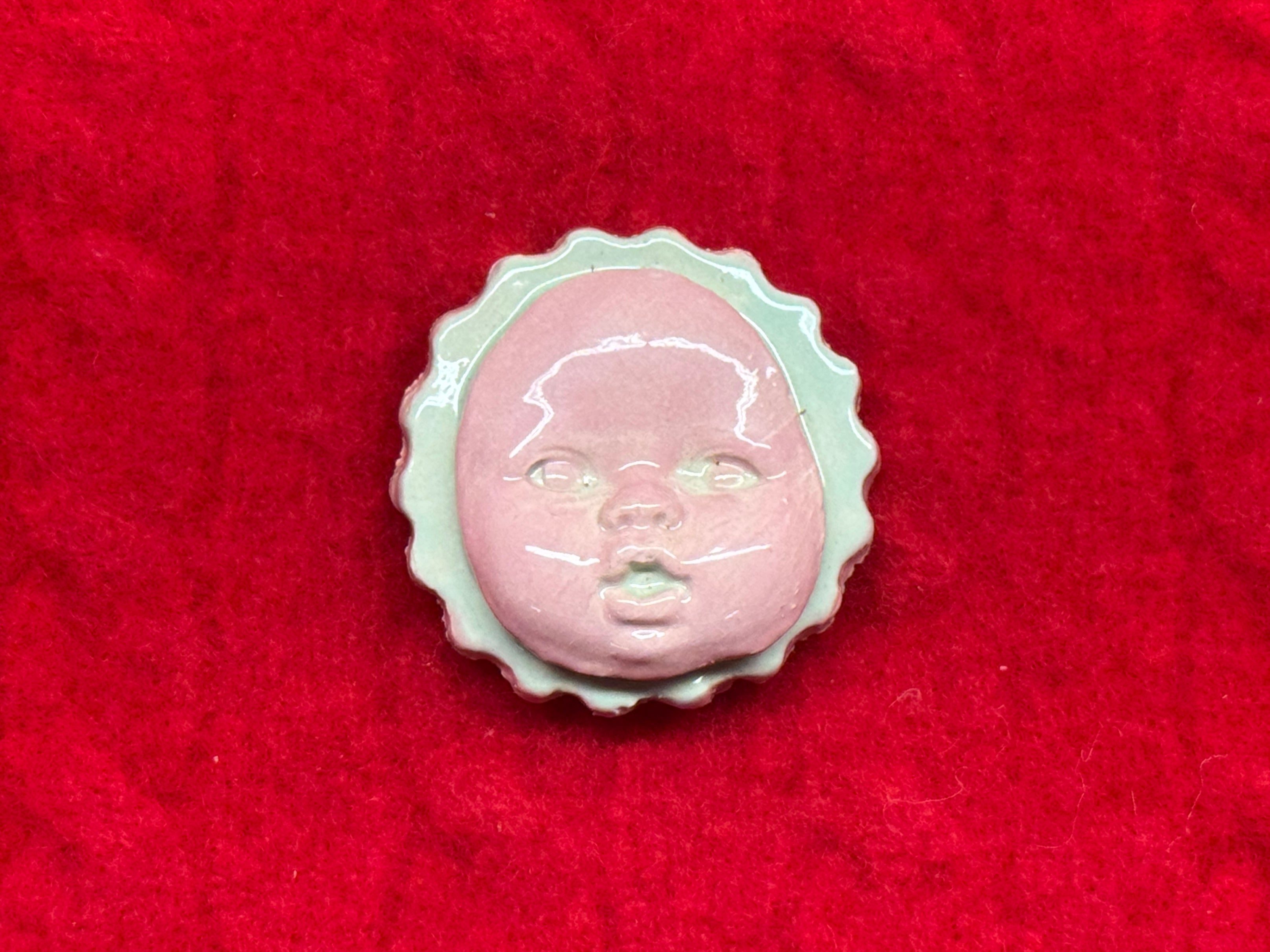 baby face magnet - pastel pink & blue