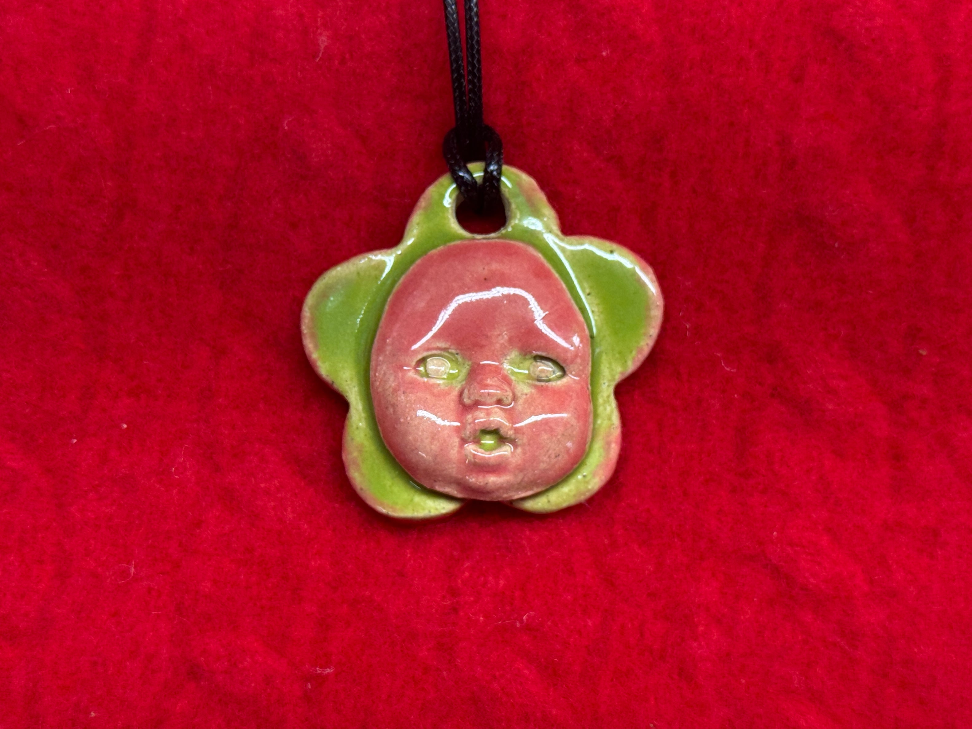 baby face necklace - red & green