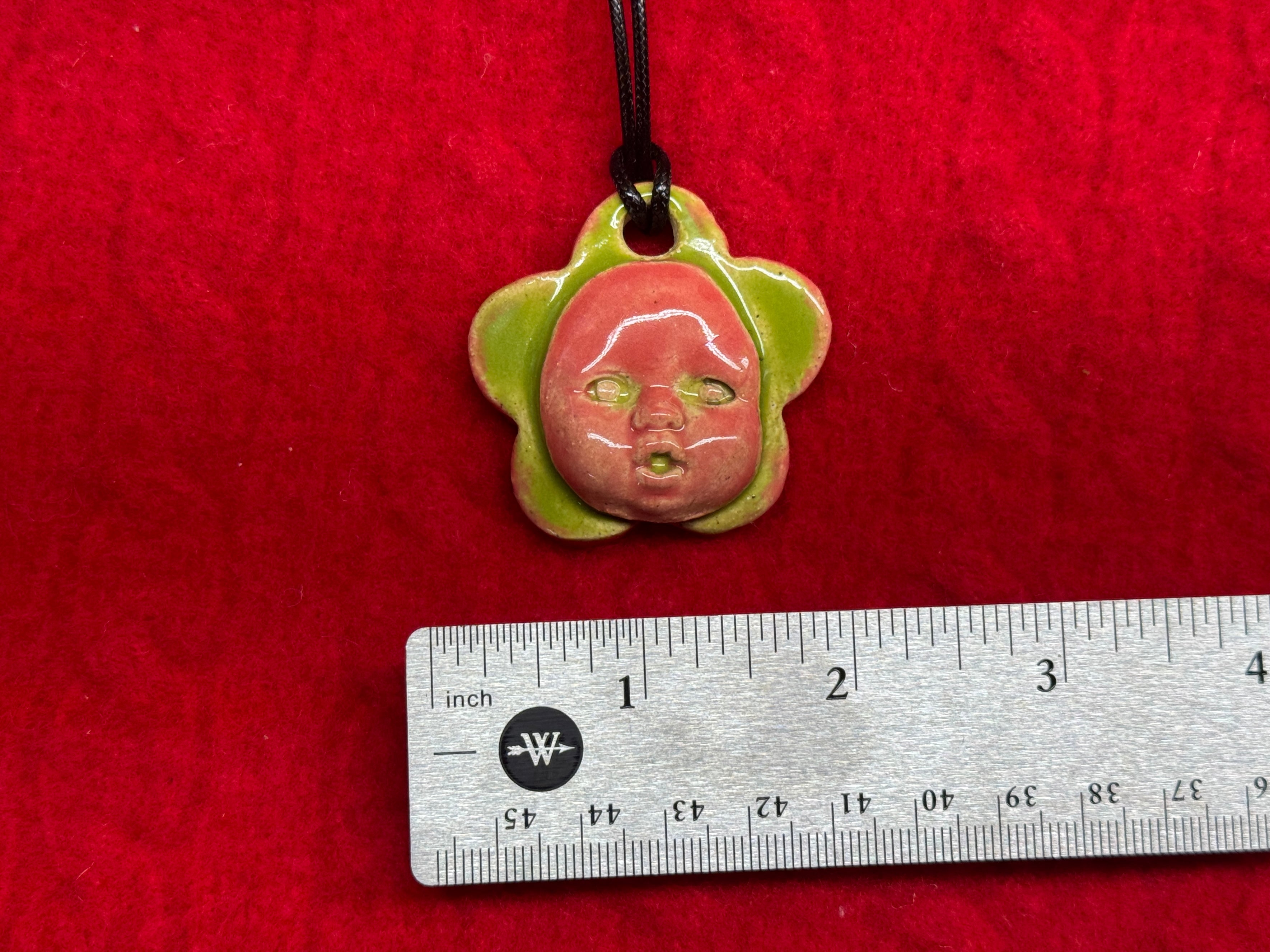 baby face necklace - red & green